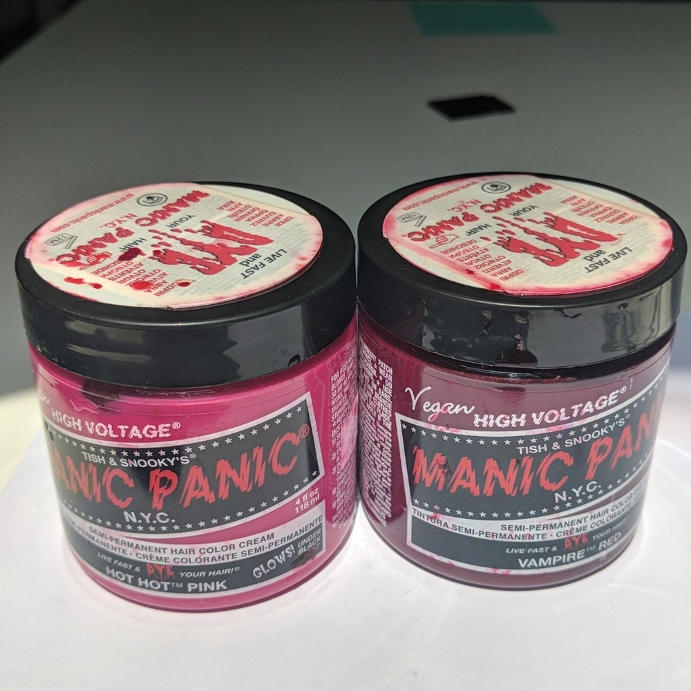 Manic panic hair dyes